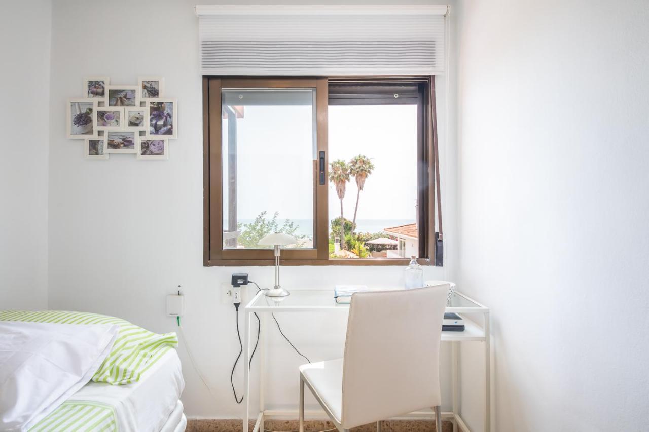 Isola Beachside Apartment Valencia Exteriör bild