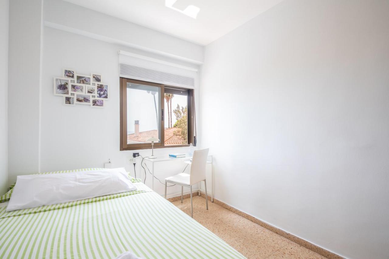 Isola Beachside Apartment Valencia Exteriör bild
