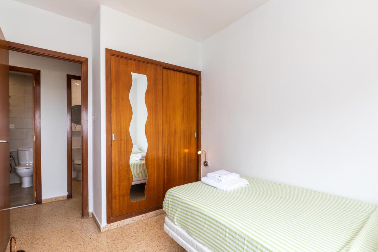 Isola Beachside Apartment Valencia Exteriör bild