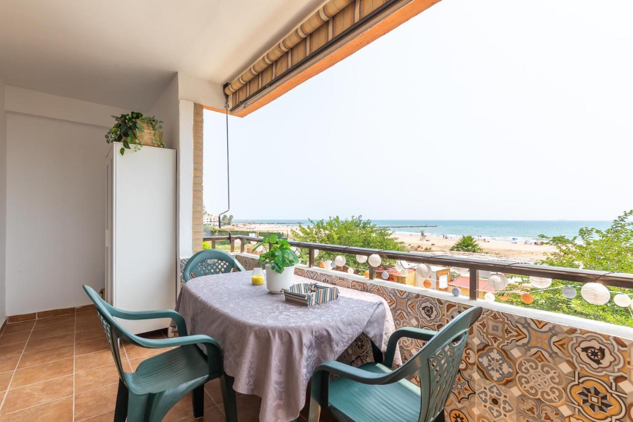Isola Beachside Apartment Valencia Exteriör bild