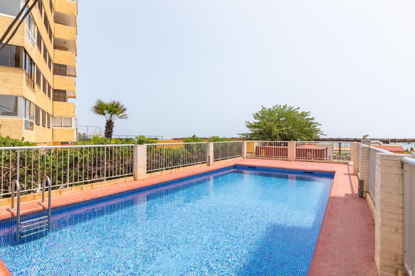 Isola Beachside Apartment Valencia Exteriör bild